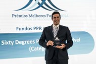 Nuno Sousa Pereira, da Sixty Degrees, recebe o prémio de melhor Fundo PPR com Risco 3.