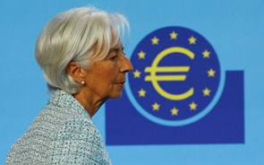 Turbulência em França? 'Estamos atentos ao bom funcionamento dos mercados financeiros', diz Lagarde