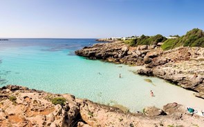 Além (do) mar: um guia para descobrir outra Menorca