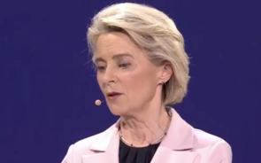 'Estou pronta a construir uma maioria para uma Europa forte', diz Ursula von der Leyen