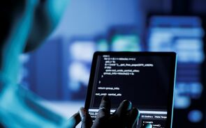 informática, dados, hacker, pirataria
