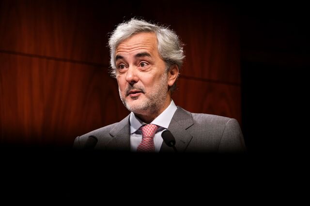 Parlamento aprova incentivos fiscais ao mercado de capitais