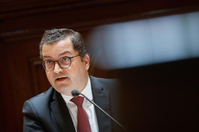 Défice das contas públicas agrava-se para 2,5 mil milhões de euros até maio