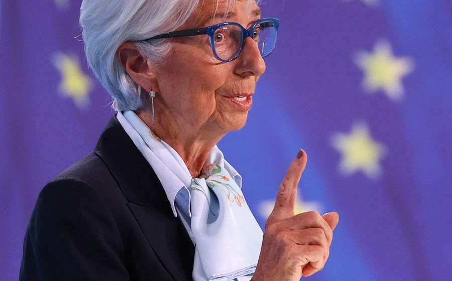 Christine Lagarde concretiza quinta-feira a nova orientação do BCE num esperado primeiro corte de juros.