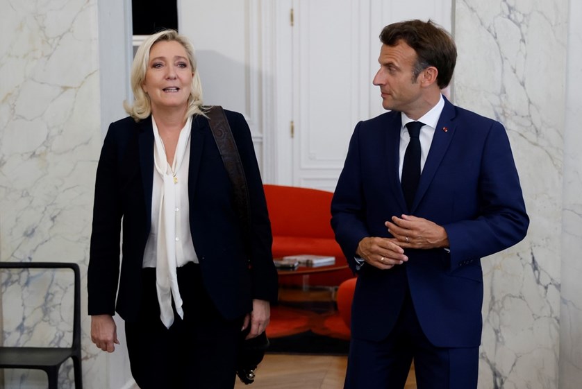 Emmanuel Macron convocou eleições antecipadas em França após a ascensão da RN, liderada por Marine Le Pen, nas europeias do início do mês.