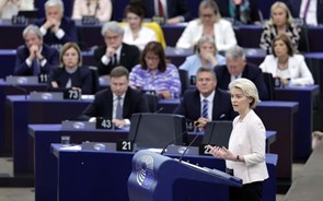 Von der Leyen: Respeito pelo Estado de Direito continuará a nortear fundos europeus