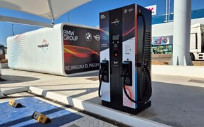 Galp usa baterias em fim de vida para dar energia a carregadores elétricos em Madrid