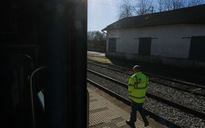 alta velocidade, ferrovia, comboios