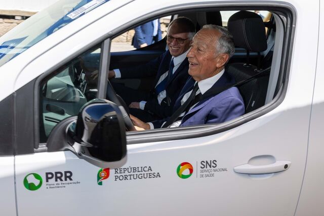 Eleições em França e EUA deixam planos da Stellantis para baterias em 'standby'