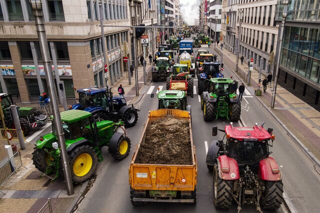 Agricultura: UE promete medidas para travar vendas abaixo do preço de produção