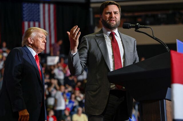 Donald Trump escolhe JD Vance para candidato a vice-presidente