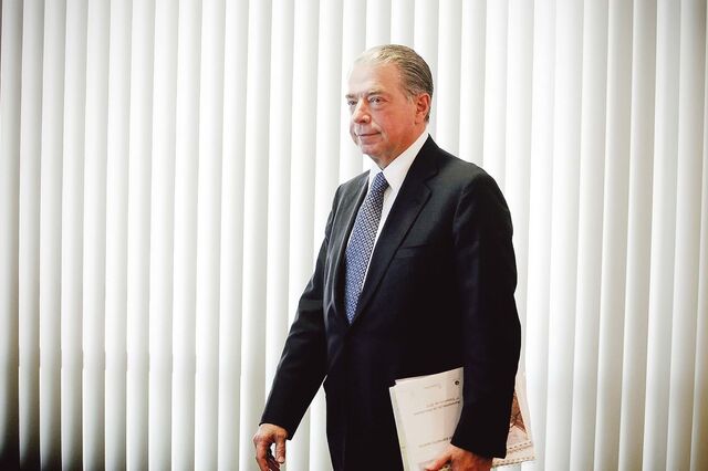 O fim do gigante que afinal não era grande demais para cair 