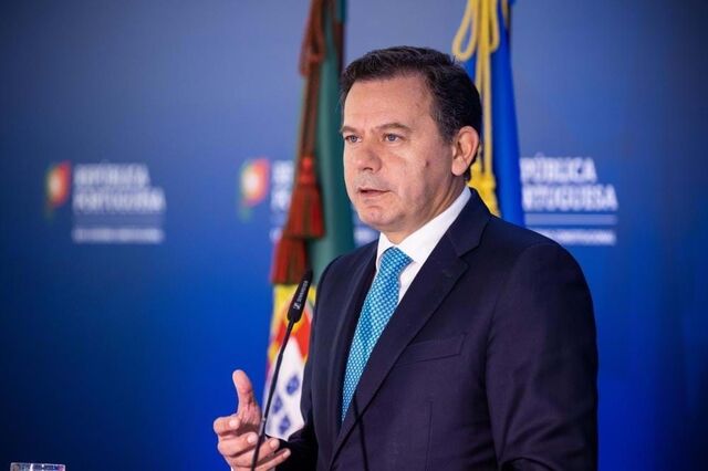 Primeiro-ministro cancela viagem a Oxford por motivos de saúde