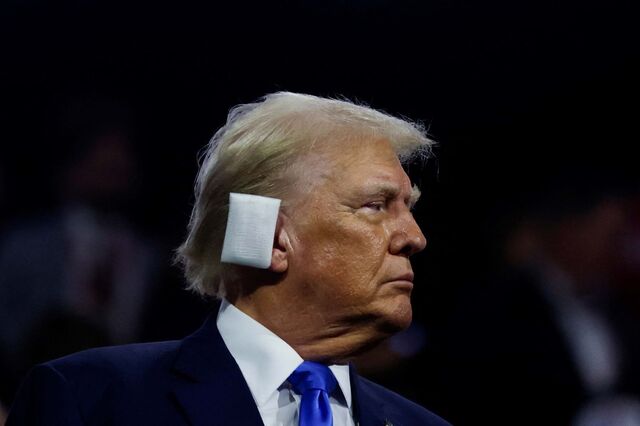 Paragrafino Pescada começa no crochê e passa de raspão por Trump