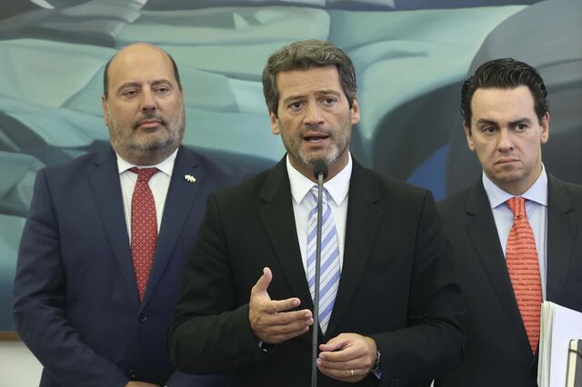 Solos rústicos: votação das alterações à lei adiada uma semana