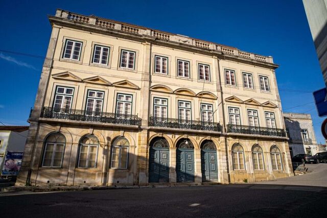 Figueira da Foz adia venda de palácio do século XIX por 550 mil euros