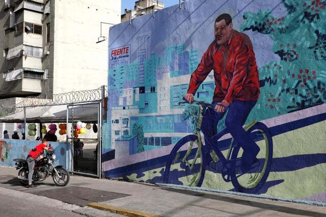 Eleitores venezuelanos escolhem entre Maduro ou votar contra chavismo