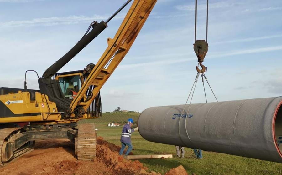 As portuguesas Transwater e Cimontubo e a espanhola Tedagua estão juntas no concurso de conceção, construção e exploração da dessalinizadora.