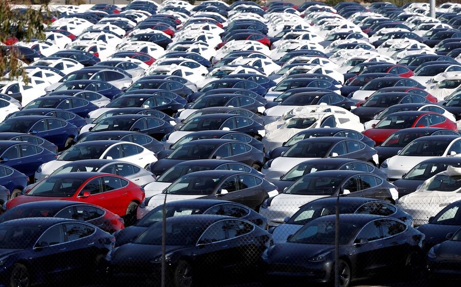 Em 2024, a frota automóvel do Estado era composta por 23.818 veículos.