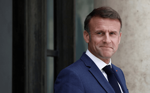 Macron exclui governo 'unicamente' da Nova Frente Popular em França