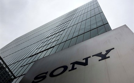 Sony aumenta lucro trimestral em 6,5% para 1,45 mil milhões de euros