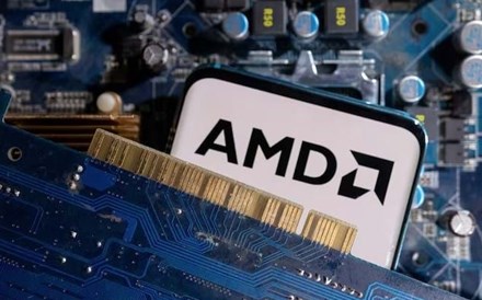 AMD vai às compras para pisar os calcanhares da Nvidia