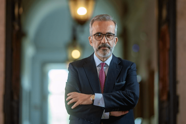 Médio Oriente: MNE pede máxima contenção e procura garantir proteção de portugueses
