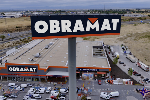 Dona da Leroy Merlin procura mais de 100 pessoas para primeira loja portuguesa para profissionais de obras