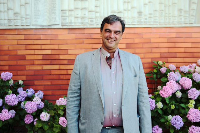 Luís Amaral 'arregimenta' 50 minoritários para forçar mudanças no DIA