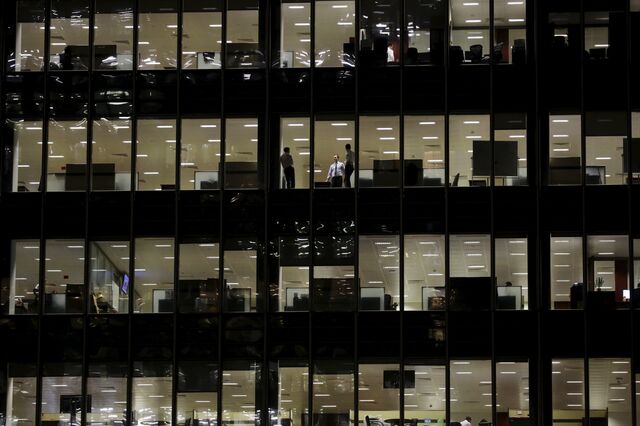 Investimento português no exterior cresce, mas perde peso face ao PIB