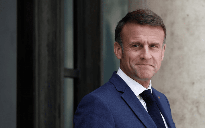 #21 - Emmanuel Macron