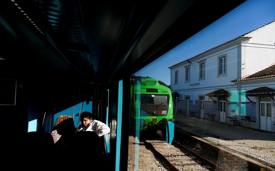 A CP refere que em 2023 não recebeu “qualquer comparticipação pela implementação do Passe Ferroviário”.