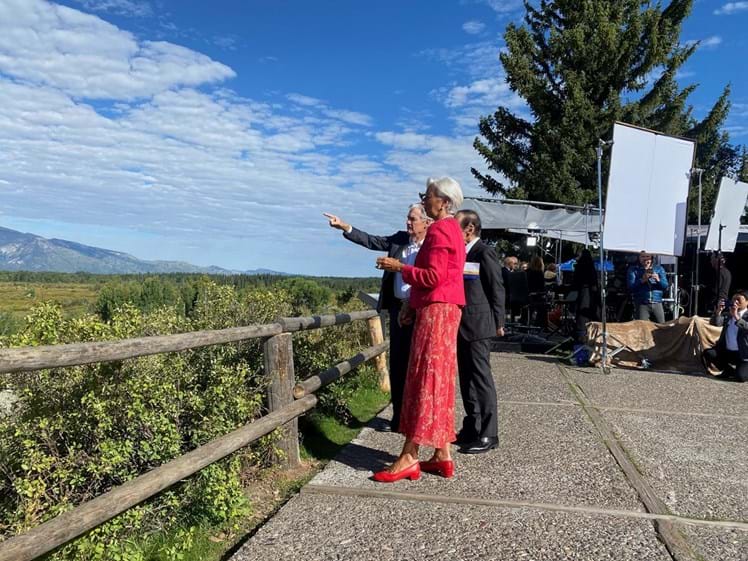 Jerome Powell e Christine Lagarde estarão juntos em Jackson Hole. Até ao momento não há notícias que o Banco do Japão volte ao evento.