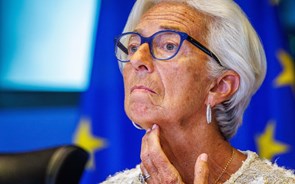 Lagarde admite aumento temporário da inflação no 4.º trimestre mas confia em descida