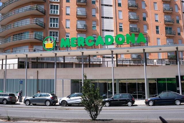 Mercadona a braços com moda viral abre primeira loja debaixo de um prédio em Portugal