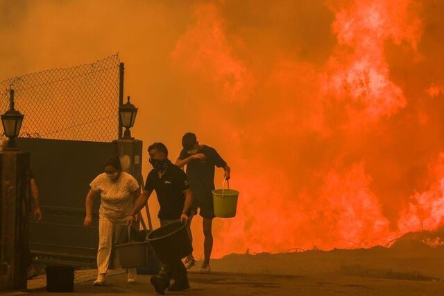 Incêndios: Mais de cem concelhos do Norte, Centro e Algarve em risco máximo