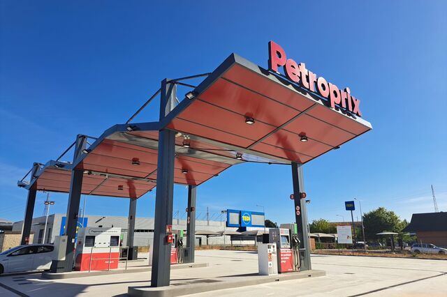 Espanhola Petroprix abre terceira gasolineira “low cost” em Portugal e com “black weekend”