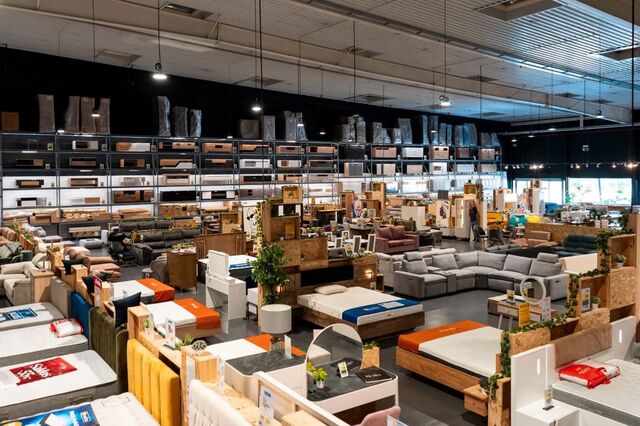 FEIRA DOS SOFÁS ABRE NOVA LOJA EM COIMBRA