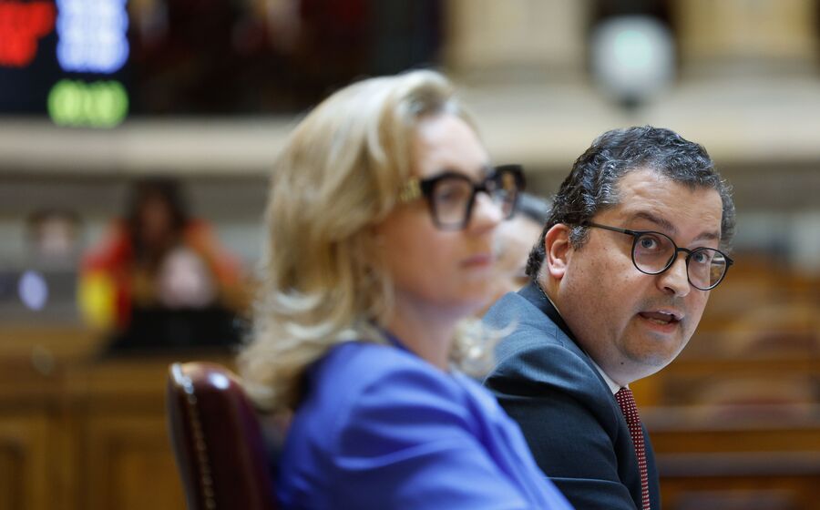 Miranda Sarmento, Finanças
