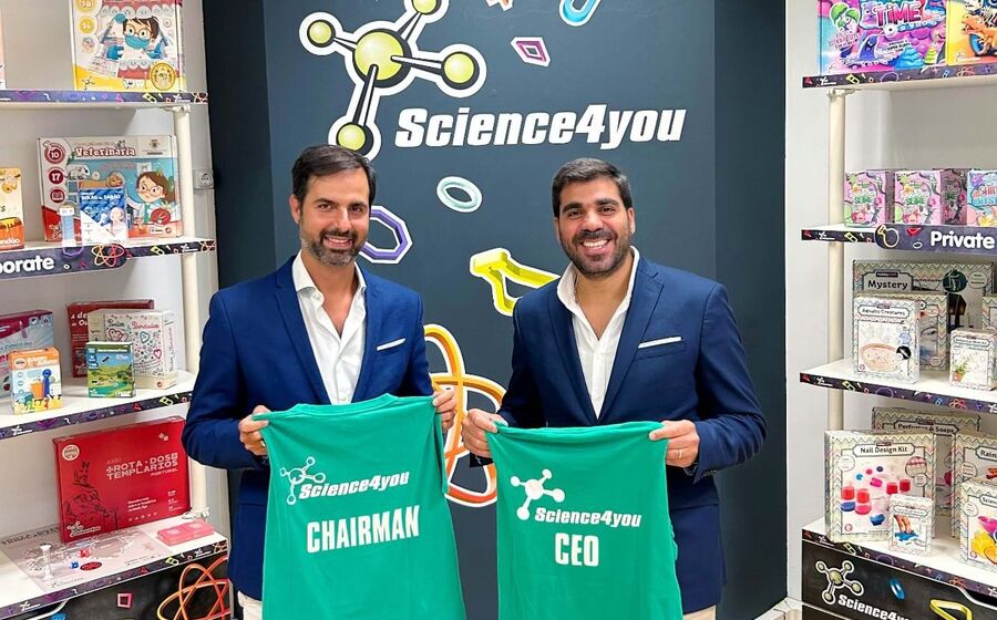 Miguel Pina Martins, fundador e chairman da Science4you, e o CEO Filipe Ramos.