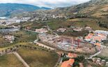 Nova adega da Granvinhos em Peso da Régua (foto de outubro de 2024, ainda em construção)