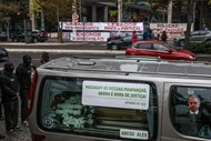 Um grupo de lesados protagonizou um protesto à porta do tribunal.