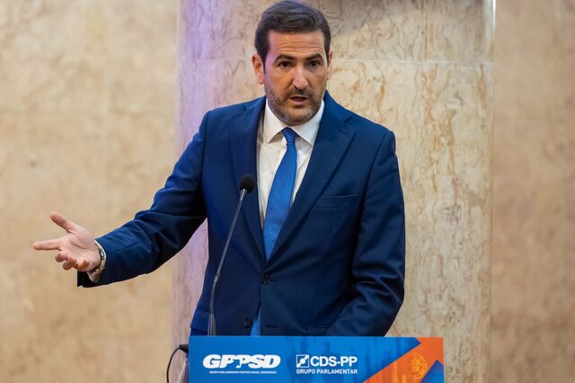 Hugo Soares:  'É o tempo do interesse nacional se sobrepor ao partidário'