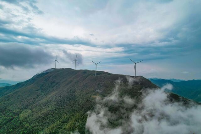 China vai deter metade das energias renováveis do mundo até 2030