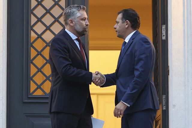 PS e Governo devem ceder no OE. Sobretudo o PS