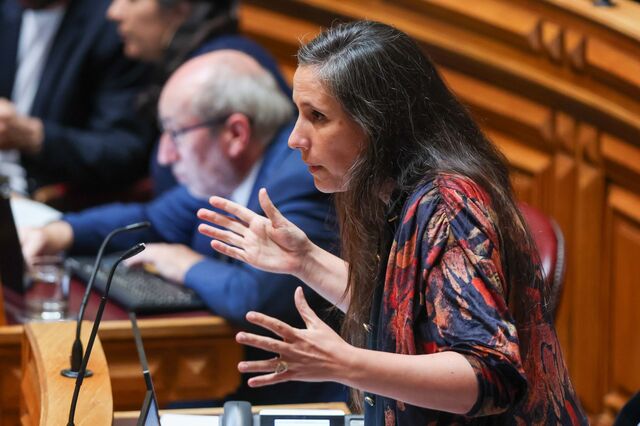 OE2025: Livre vota contra orçamento que 'não resolve problemas estruturais do país'
