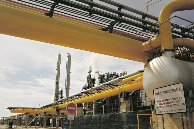 Repsol zanga-se com Sánchez, Sines ganha investimento