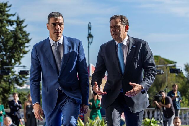 Governo avisa Sánchez e CaixaBank que está 'desconfortável' com Novo Banco espanhol