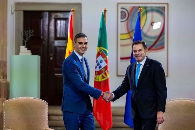 Cimeira ibérica: Montenegro e Sánchez escrevem a Barnier sobre interligações ferroviárias