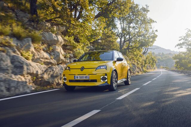 Renault 5 E-Tech. R5 está de volta 